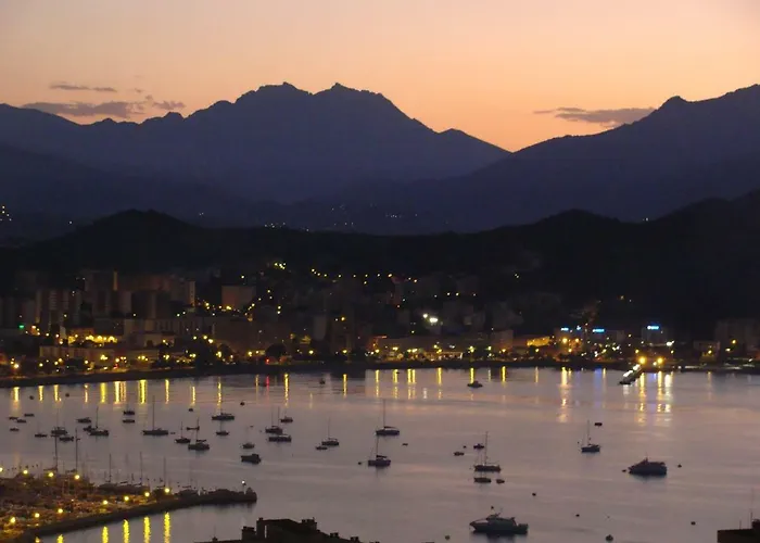 Le Pigeonnier דירה